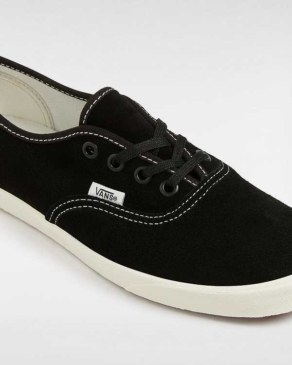 Tenis Vans Authentic Lowpro Suede Masculino Pretas | VN4390871